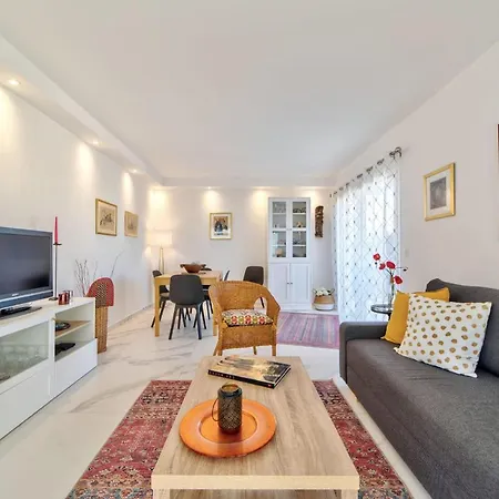 Апартаменты Reina Pointe Croisette Palm Канны